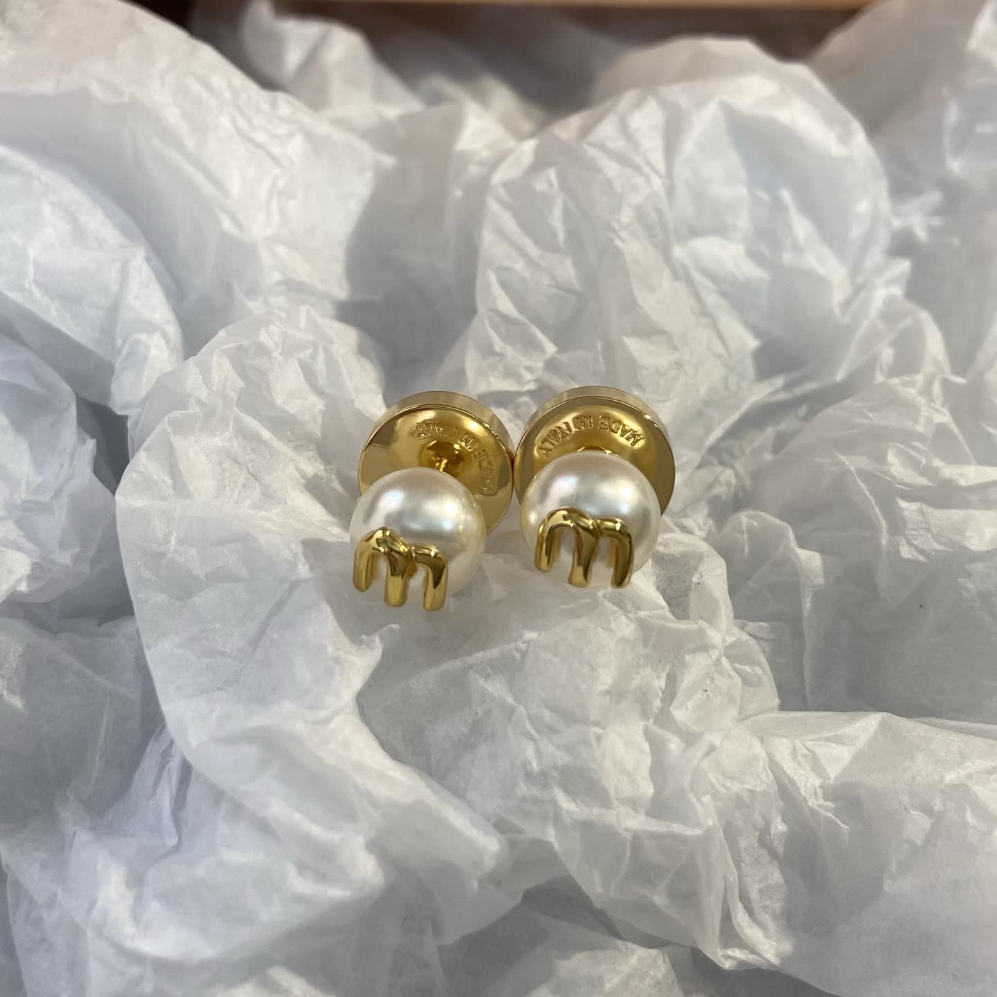 Chanel Pearl Stud Earrings